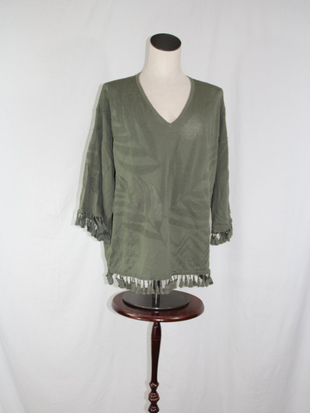 Chicos Green Palm Print Fringe 3/4 Sleeve Pullover Blouse Size 4/XXL Breathable